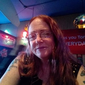 Meet your Posher, Carla